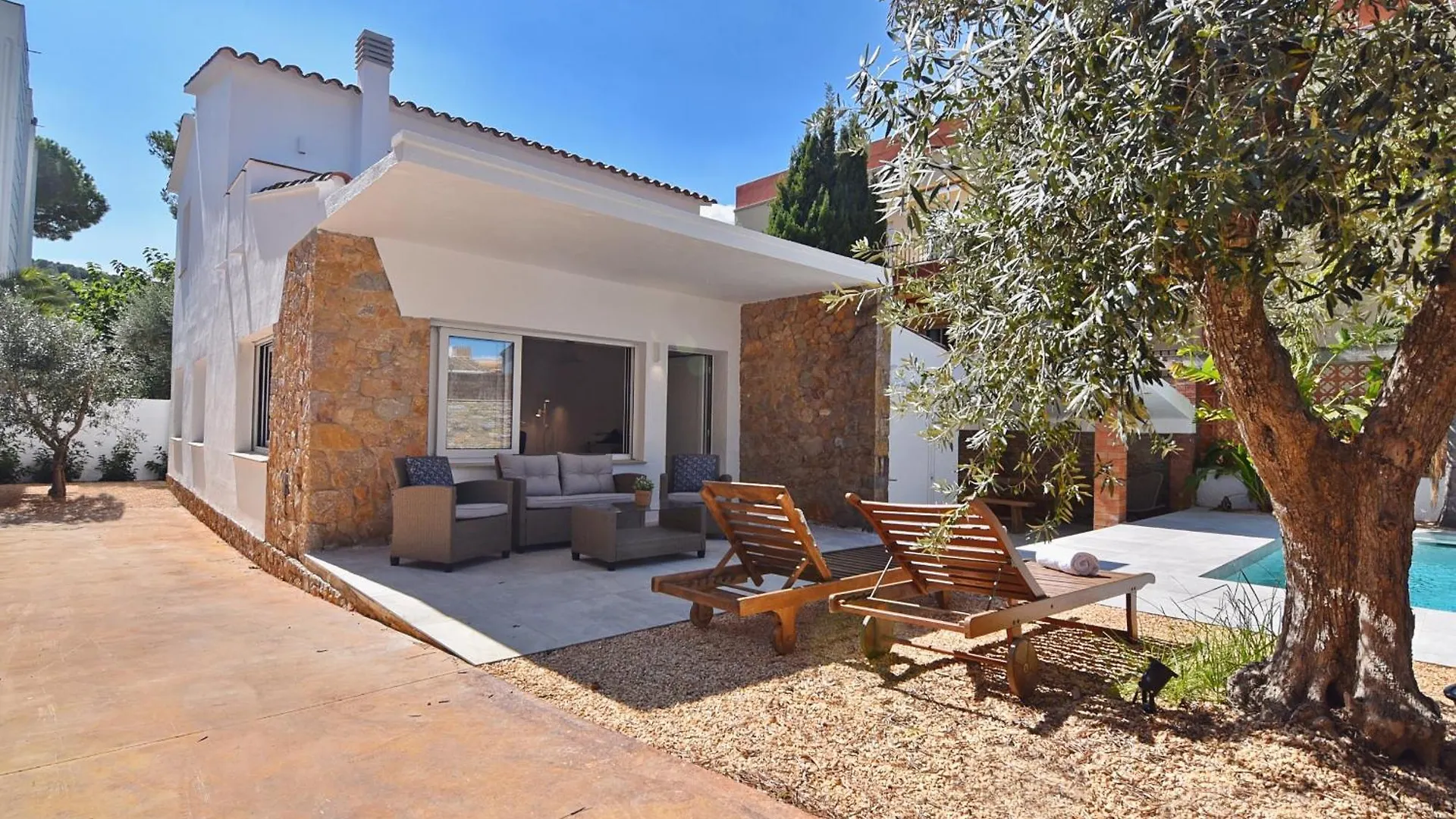 Villa Montgo L' Escala 0*,  Spanien